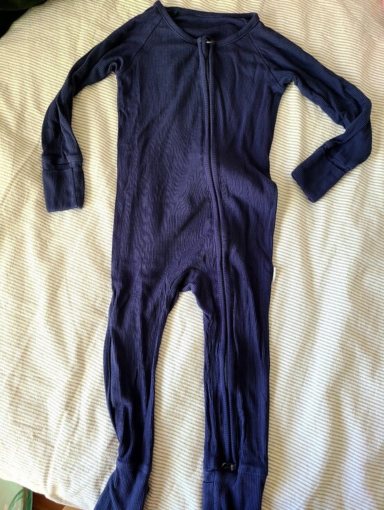 Duck Duck Goose Other - DDG convertible Bamboo Footie💙